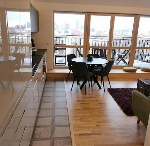 Wanted Apartment. Old Town.